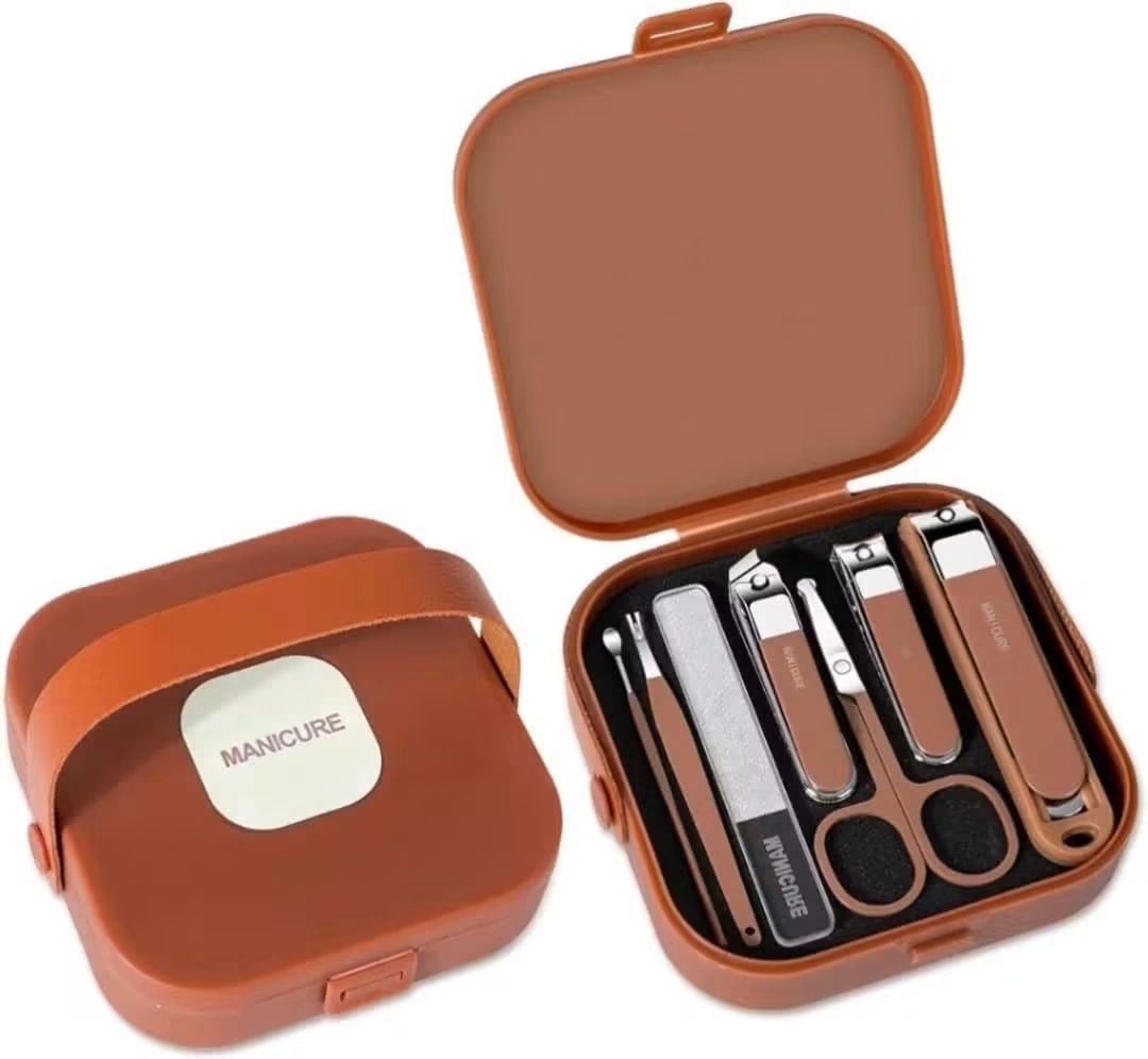 Premium 8-in-1 Stainless Steel Manicure & Pedicure Kit. - Image 5