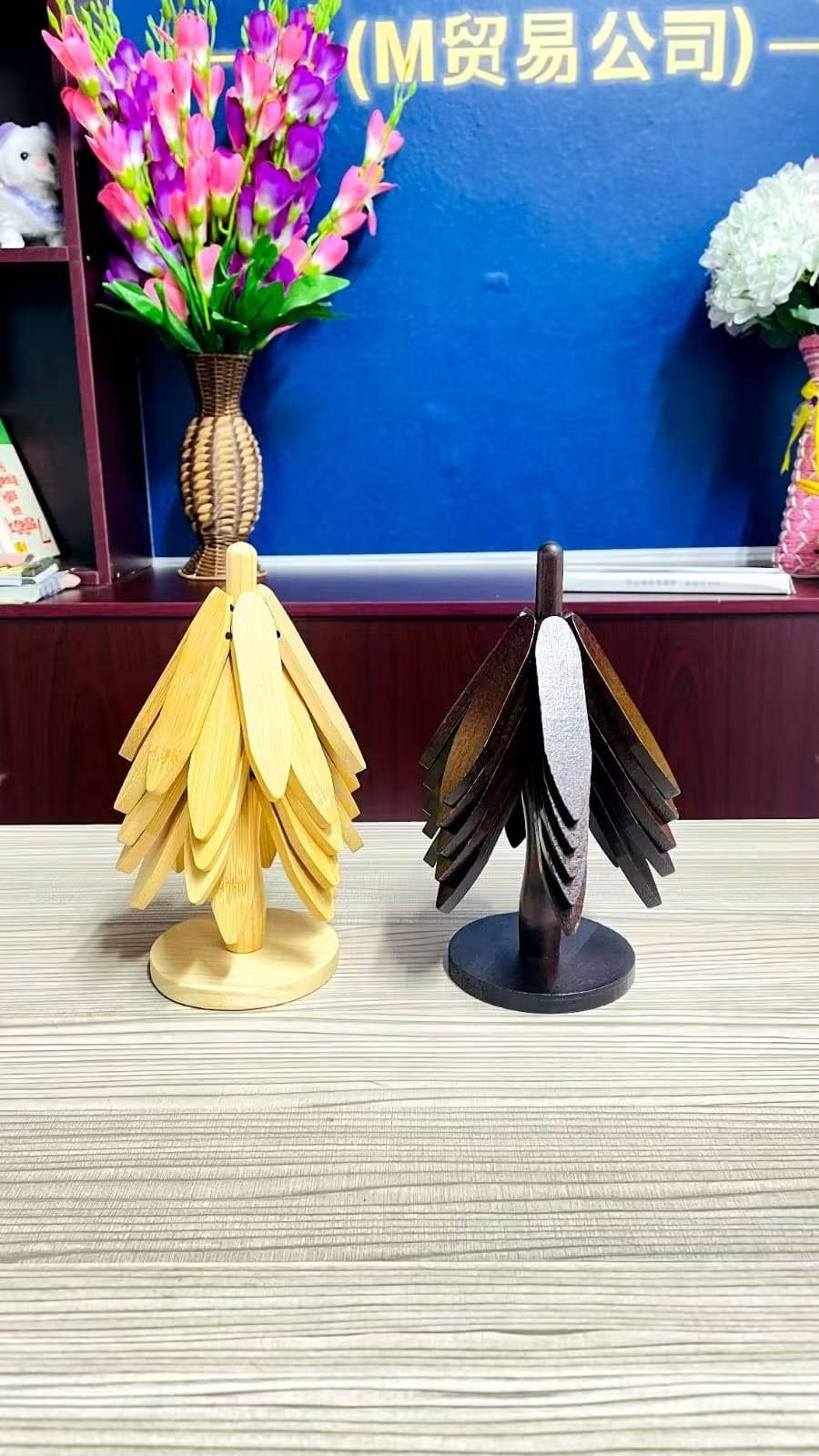 Wooden Decorative Tree – I Choice BD
Available Colors: 🤎 Dark Brown | 💛 Natural Wood - Image 4